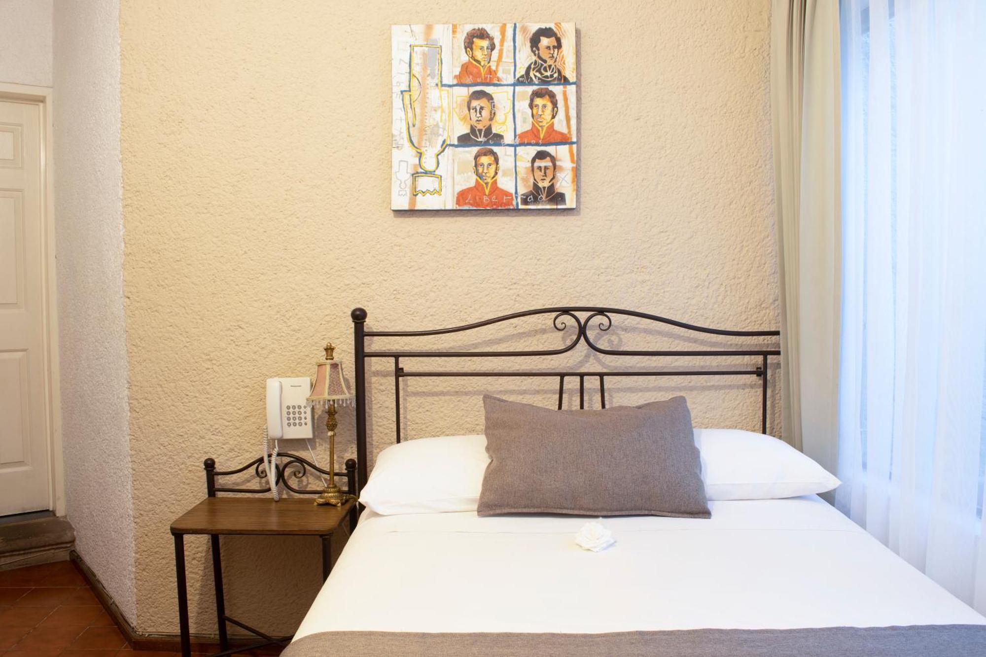Portico Hotel & Galeria モレリア 部屋 写真